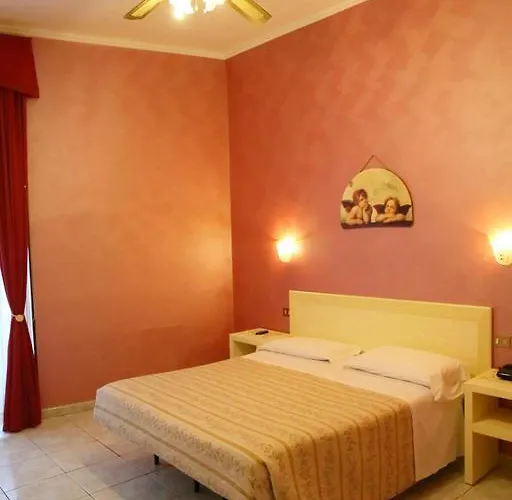 Principe Amedeo Hotel 2*