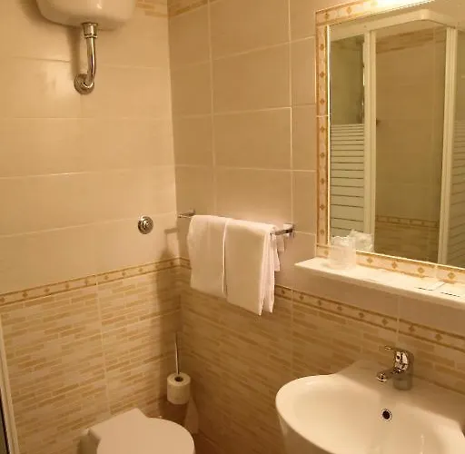 Ξενοδοχείο Principe Amedeo 2*